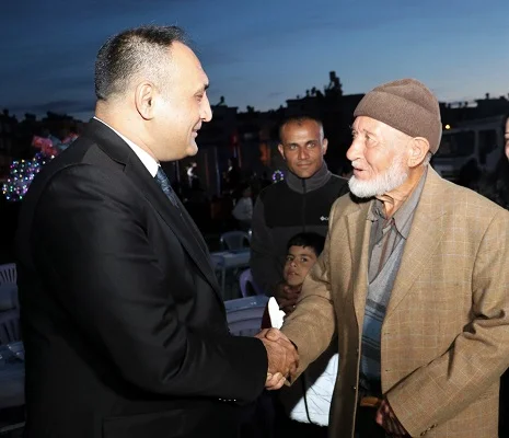 Toroslar Belediye Başkanı Atsız Afşın Yılmaz, Babalar Günü'nü kutladı