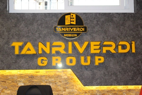 Bayram Tanrıverdi yeni konseptiyle göz doldurdu 