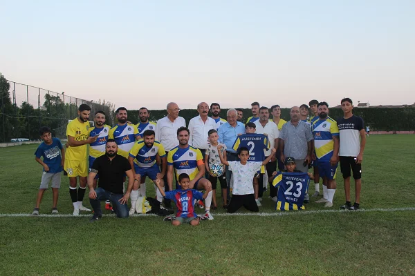 Mersin Milletvekili Burhanettin Kocamaz yarı final karşılaşmalarını ziyaret etti 