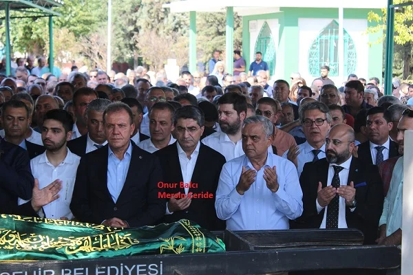 Vahap Başkan, Dayısı Necmi Usta'yı son yolculuğunda yalnız bırakmadı