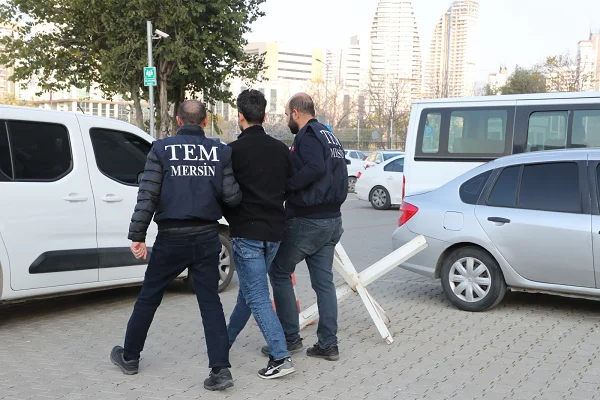 Eski polis Tarsus Cezaevine gönderildi