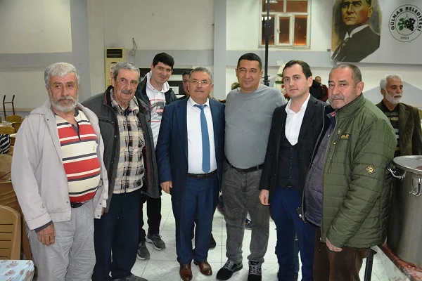 Başkan Ünüvar ve Kaymakam Kılıçaslan depremzede aileler ile iftarda bir araya geldi