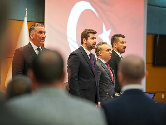 Ali Boltaç esti gürledi