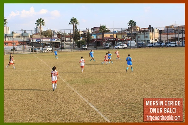 U16 Liginde Tarsus Kavaklı Spor ile Tarsus Spor Kulübü karşılaştı 