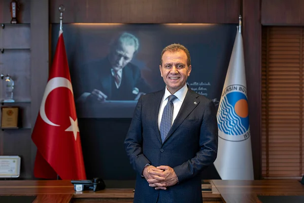 Mersin Büyükşehir Belediye Başkanı Vahap Seçer, 3 Ocak münasebetiyle bir mesaj yayımladı