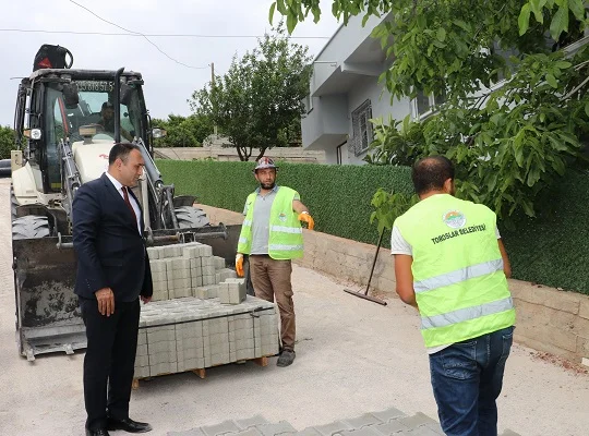 Toroslar Belediyesi 556 bin 962 metrekare kilit parke döşedi