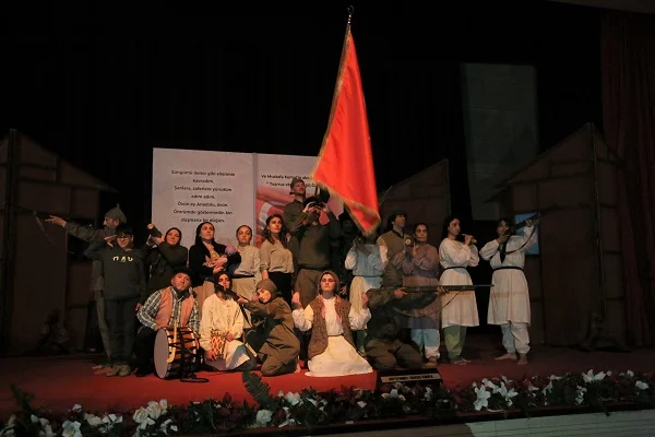 Toroslar Belediye Başkanı Atsız Afşın Yılmaz 18 Mart Çanakkale Zaferi kapsamında bir mesaj yayınladı
