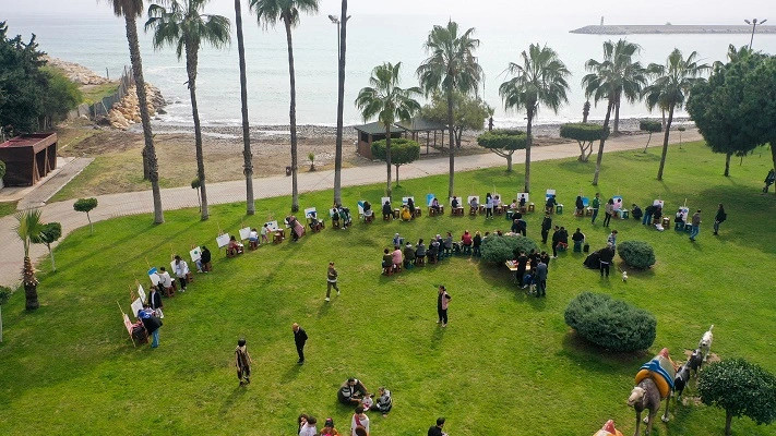 Mersin Erdemli Belediyesi depremzede çocukları tuvalle buluşturdu