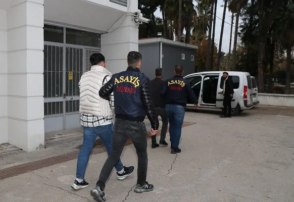 Mersin'de dolandırıcılık operasyonunda 4 şüpheli tutuklandı