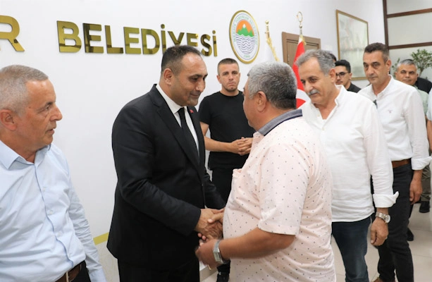 Başkan Yılmaz personeli ile bayramlaştı 